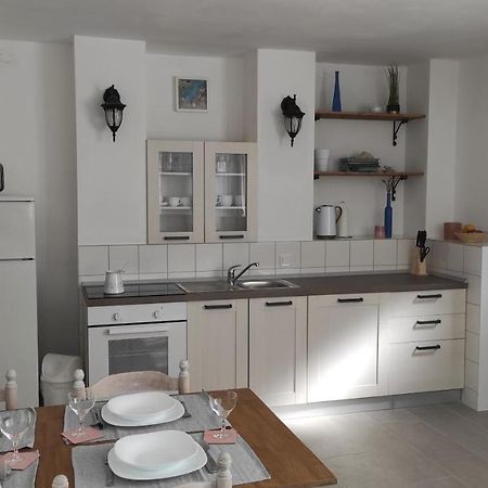 Apartment Loparina Nerezine Esterno foto