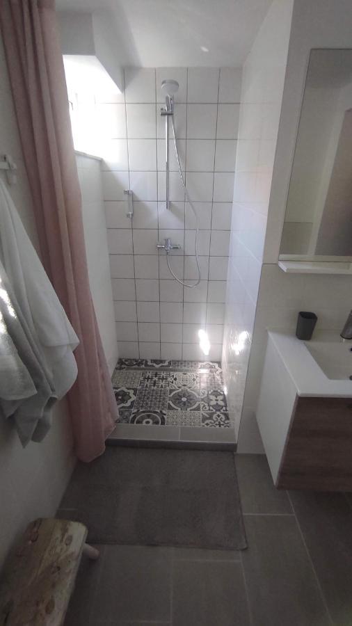 Apartment Loparina Nerezine Esterno foto