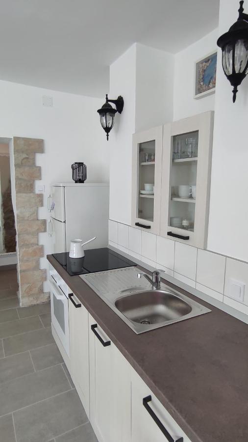 Apartment Loparina Nerezine Esterno foto