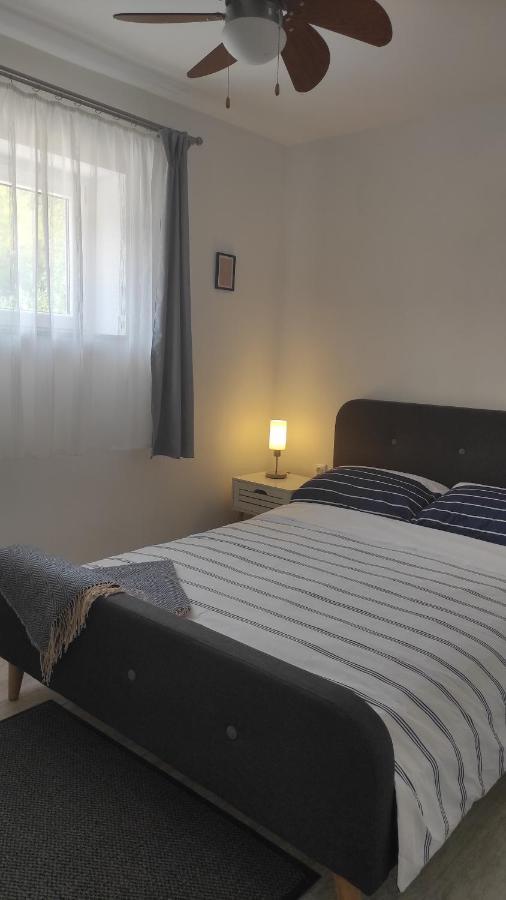 Apartment Loparina Nerezine Esterno foto